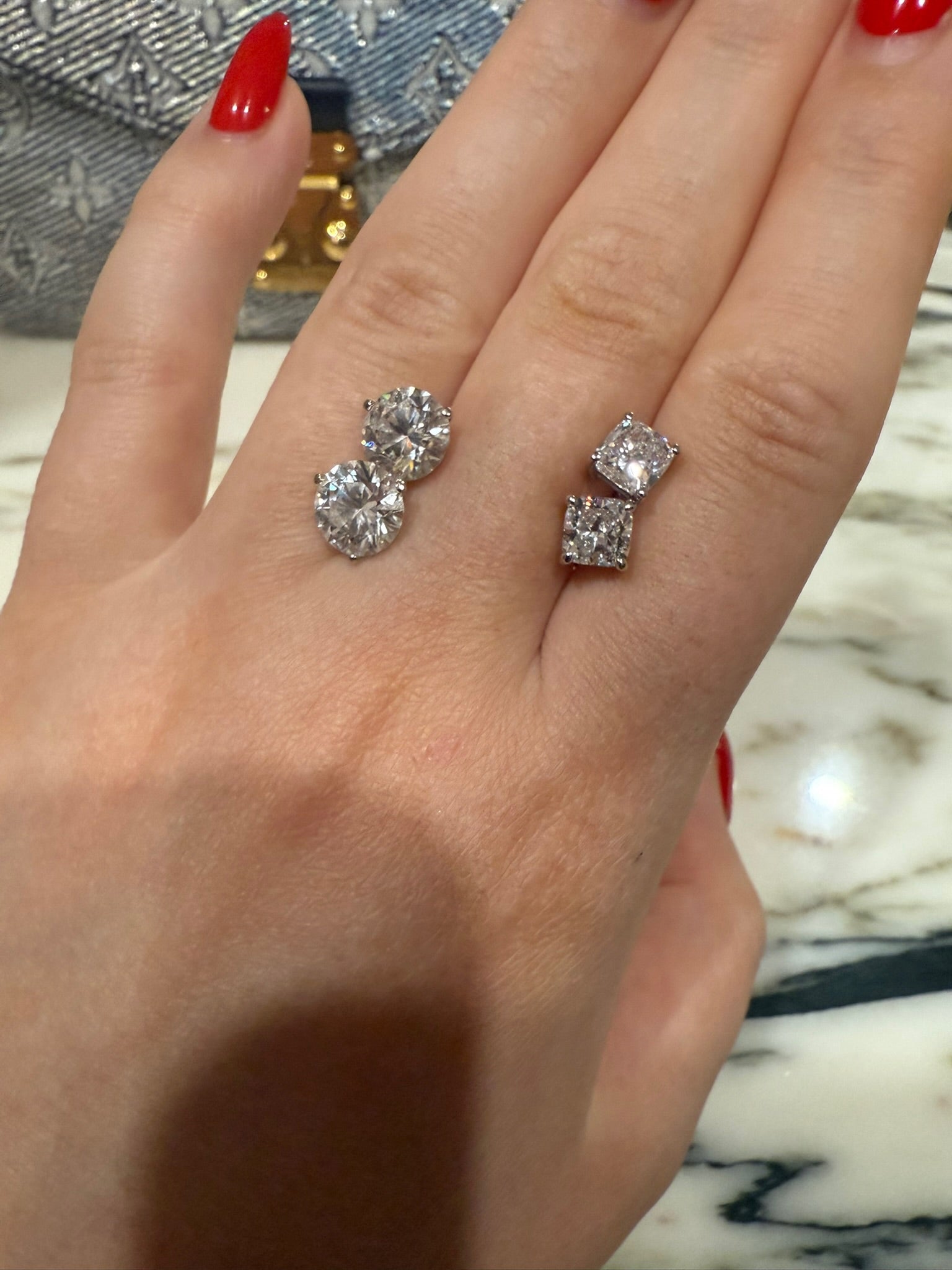 Yali diamond studs, 3 ctw round brilliant cut — ELUL by Elizabeth