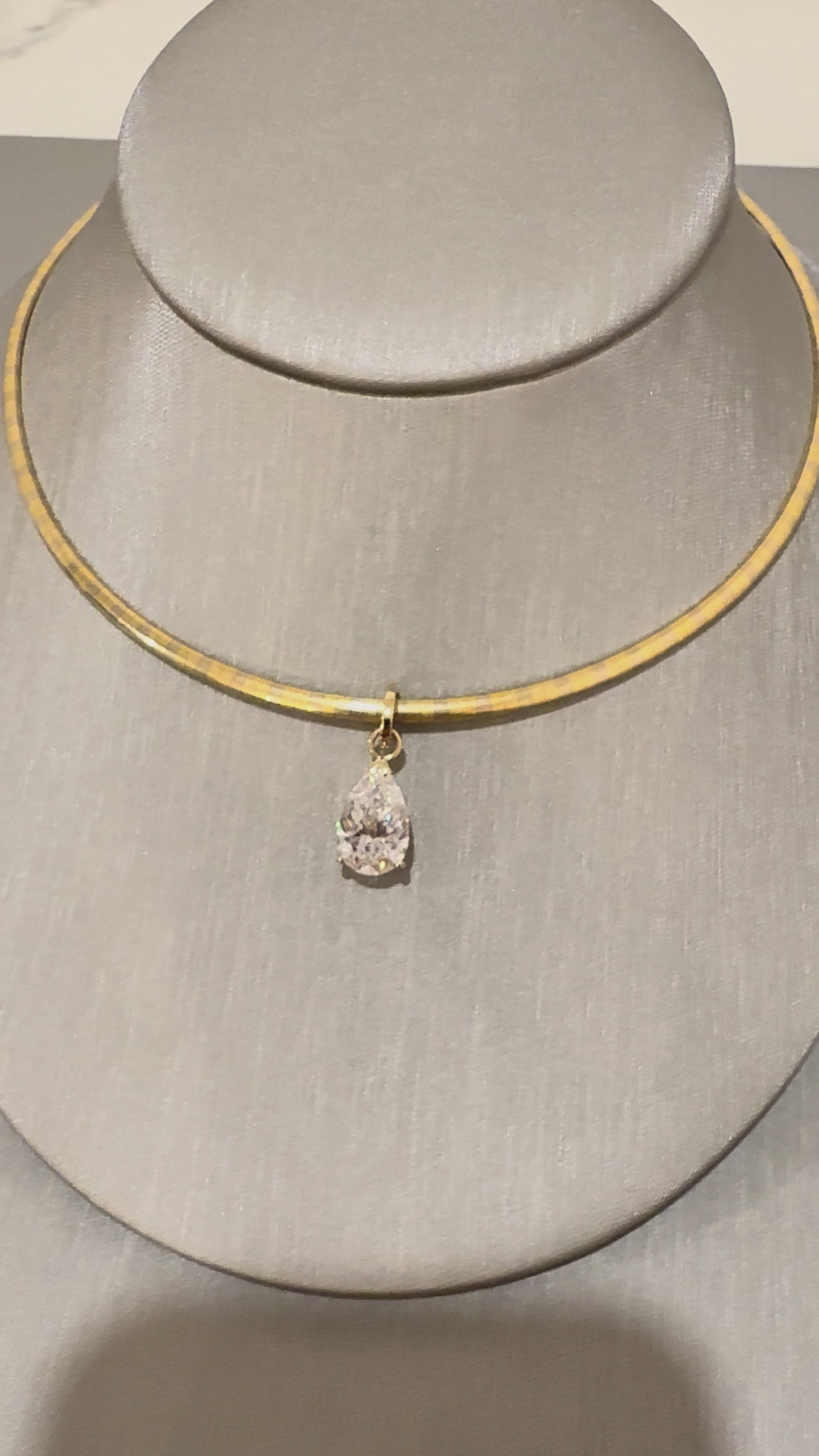 Noor Pendant Omega Necklace in motion — pear diamond pendant, yellow gold omega chain — ELUL by Elizabeth