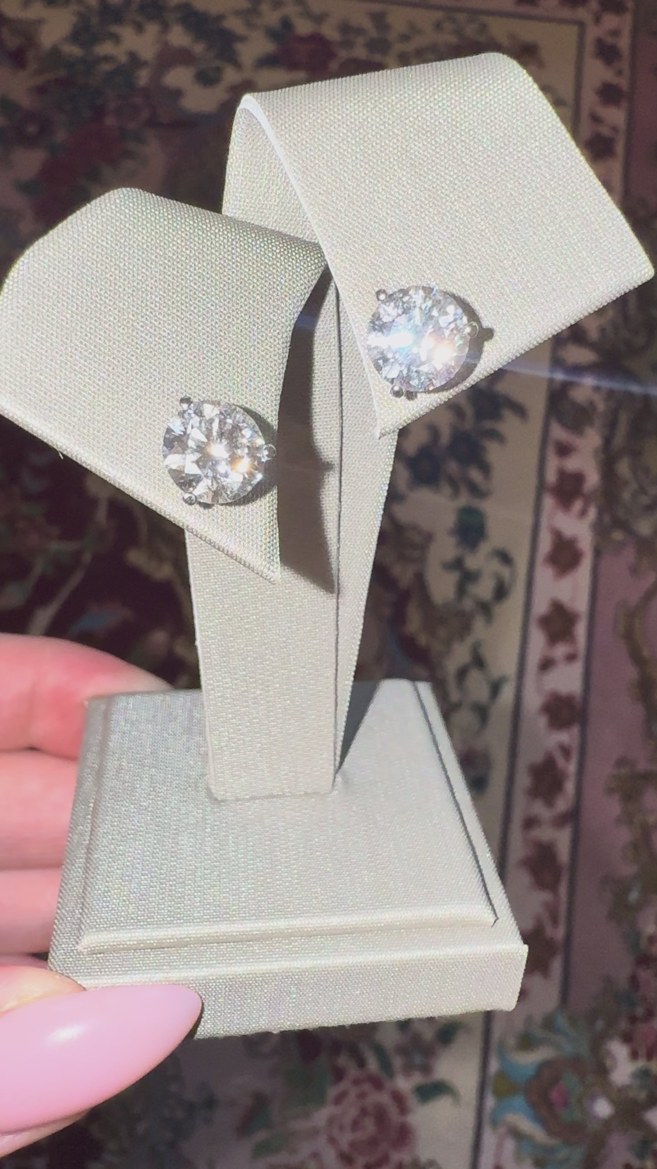 Round diamond stud earrings close-up, lab-grown — ELUL by Elizabeth
